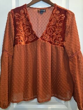 NWOT Indigo Poppy Rust Orange Boho Swiss Dot Peasant Top L